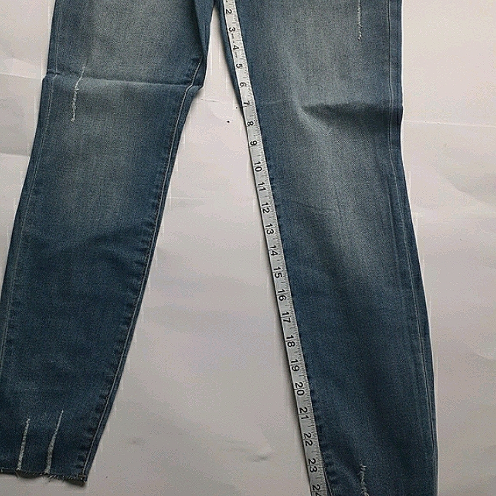 Kendall & Kylie Jeans - Picture 11 of 15